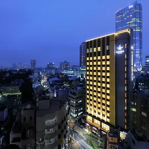 Candeo Roppongi **** טוקיו